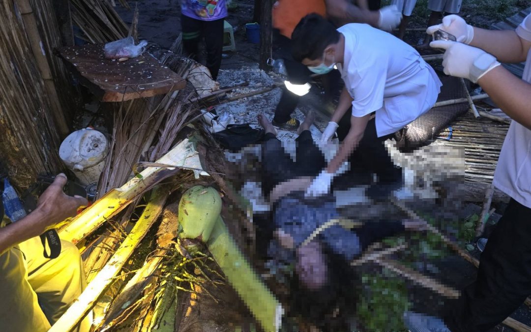 ร้อยเวร๓๐ ตรวจที่เกิดเหตุต้นมะพร้าวล้มทับเสียชีวิต